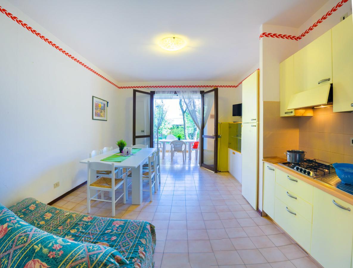 Residence Cinzia Pool 比比翁 外观 照片