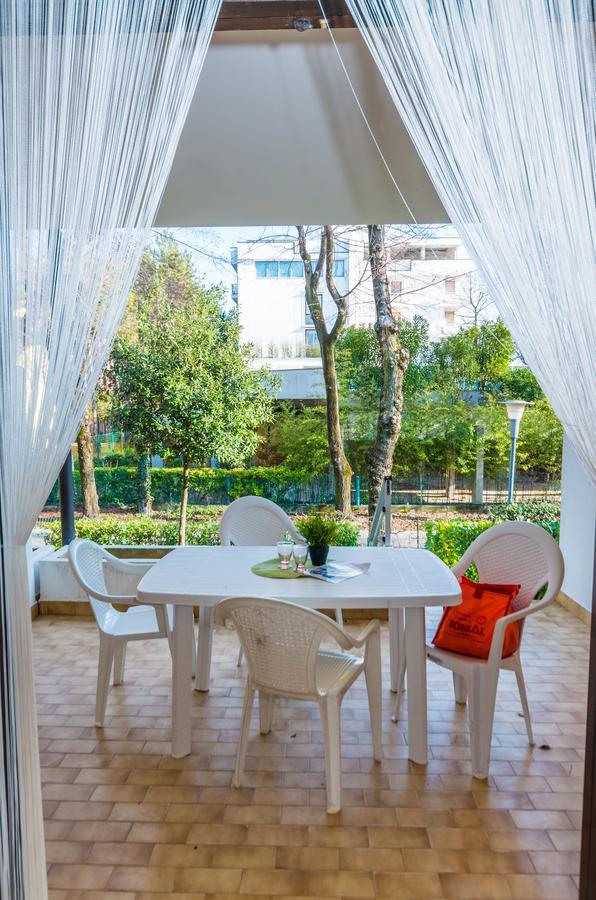 Residence Cinzia Pool 比比翁 外观 照片